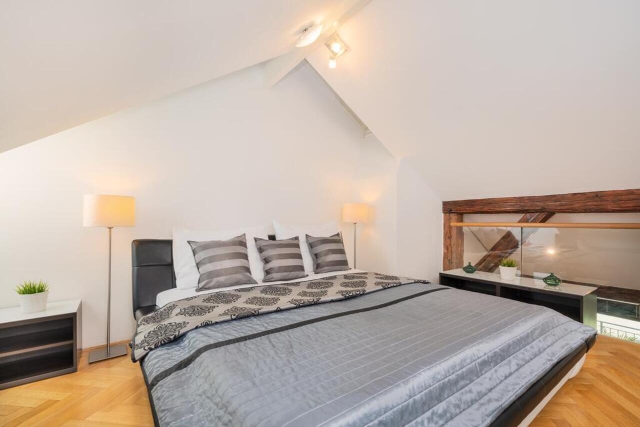 Old Town Square Premium Appart hôtel 4*
