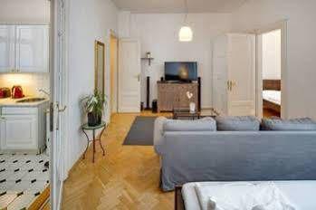 Old Town Square Premium Appart hôtel 4*